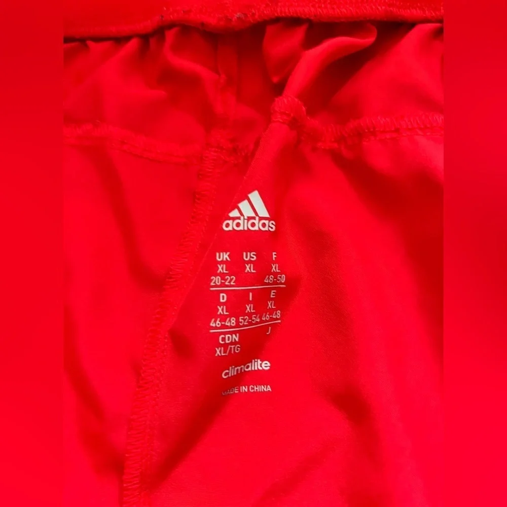 Adidas - Climalite Shorts - Picture 2 of 4